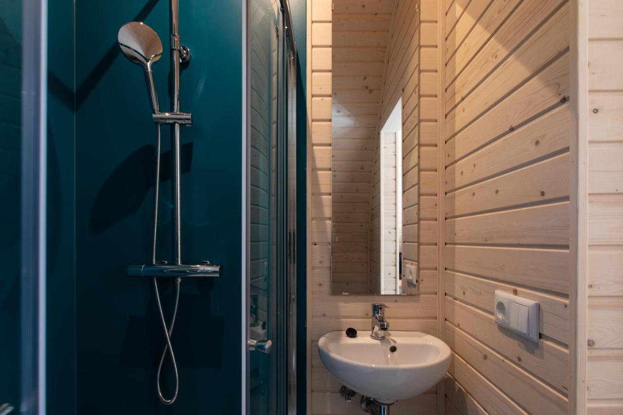 Pod Huisje Met Hottub Dokkum Bagian luar foto