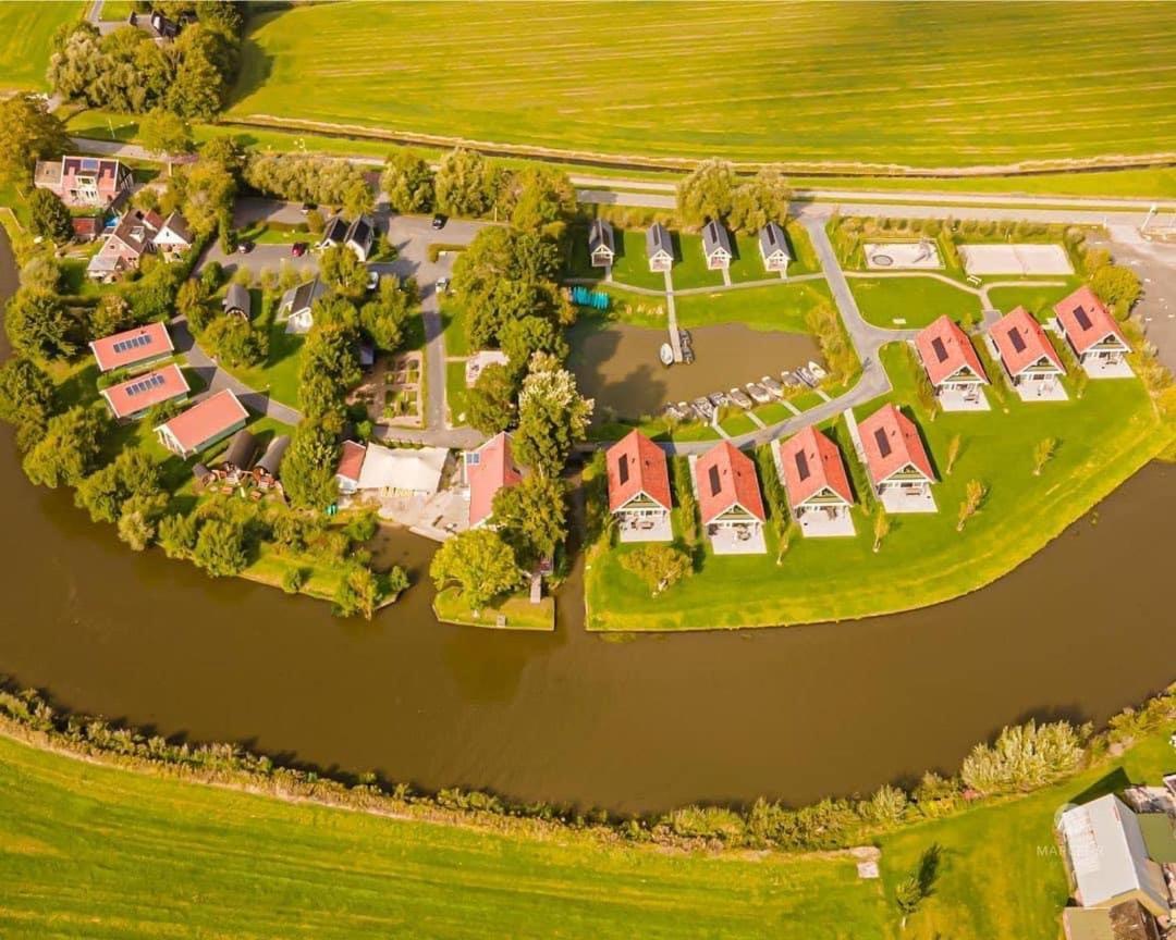 Pod Huisje Met Hottub Dokkum Bagian luar foto