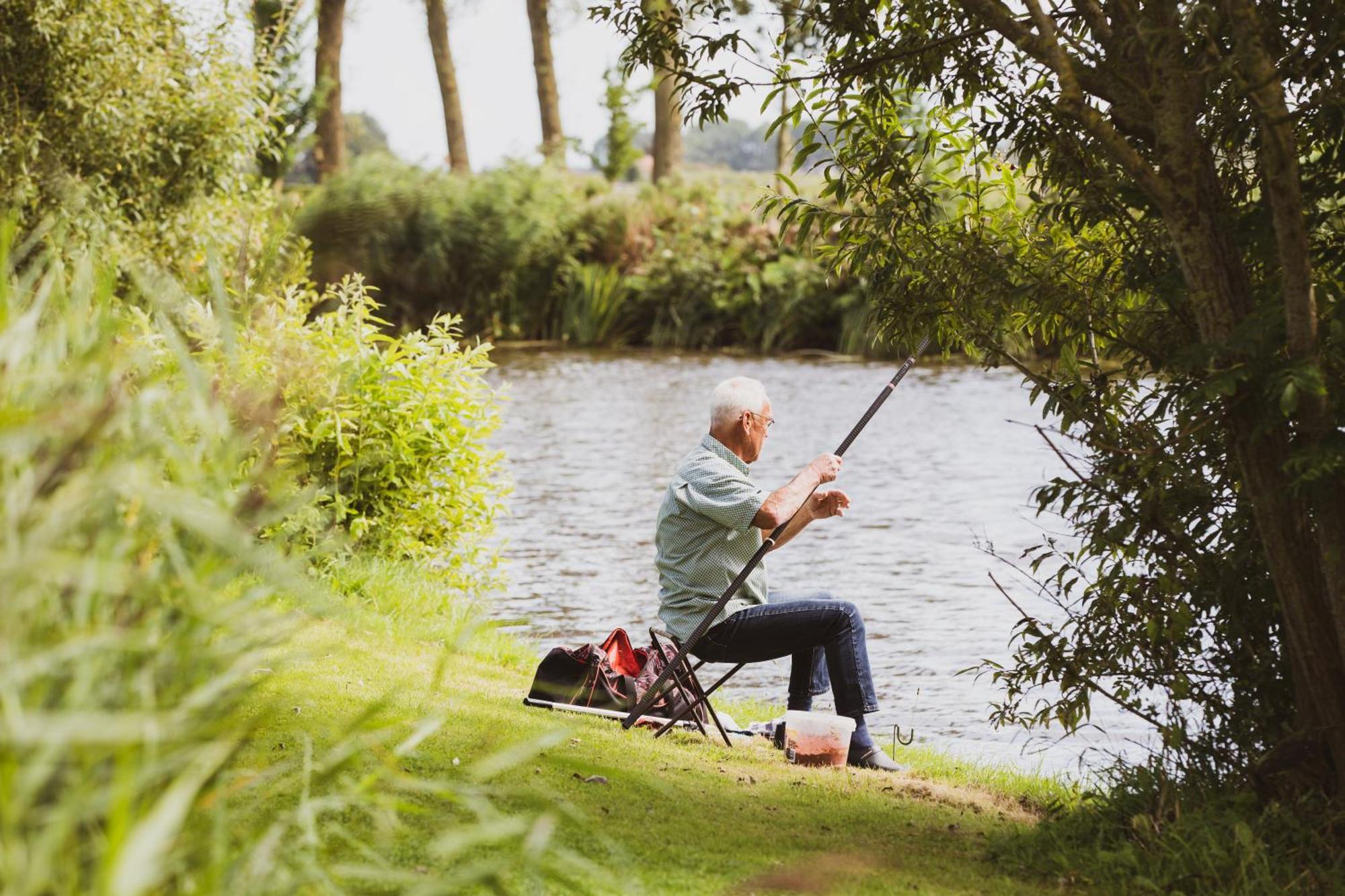 Pod Huisje Met Hottub Dokkum Bagian luar foto