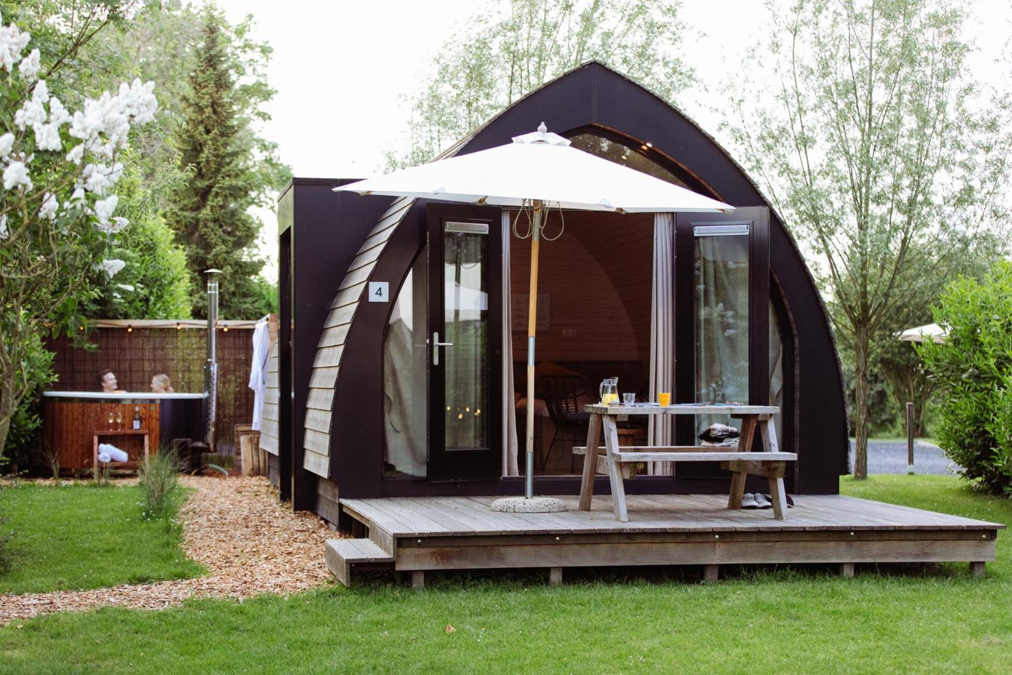 Pod Huisje Met Hottub Dokkum Bagian luar foto