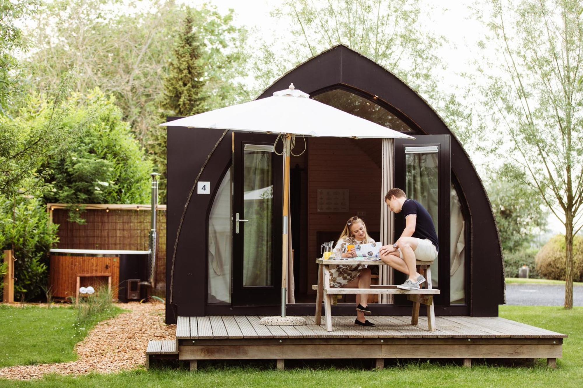 Pod Huisje Met Hottub Dokkum Bagian luar foto